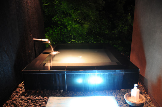 “Ginyu Spa” private open-air bath