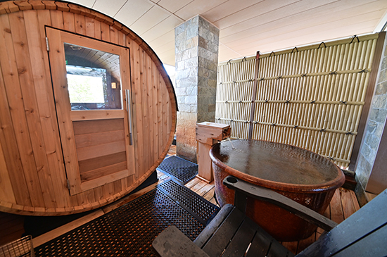 Private open-air bath with barrel sauna Maru-no-Yu