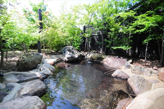 Open-air bath for women