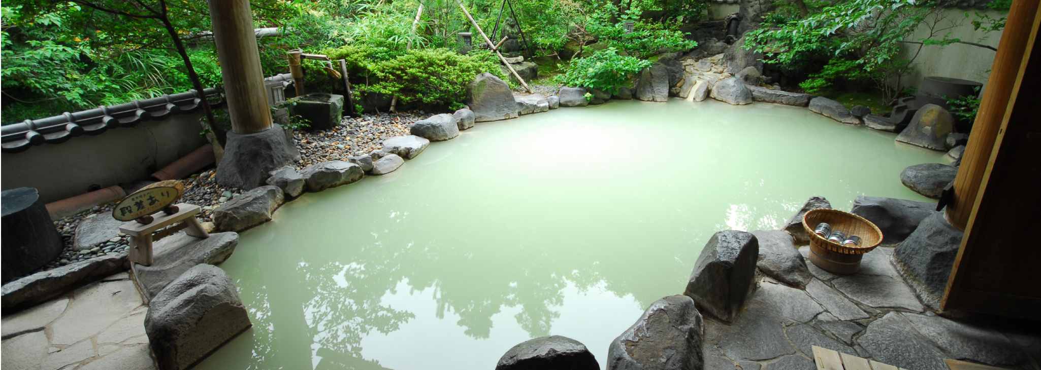 Large Public Open-air Bath “Seseragi-no-Yu”h