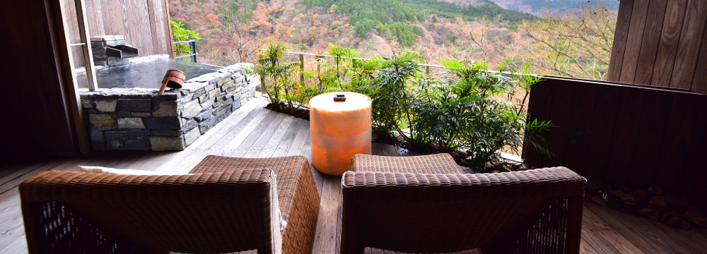 「星宿（せいしゅく）」の客室露天風呂