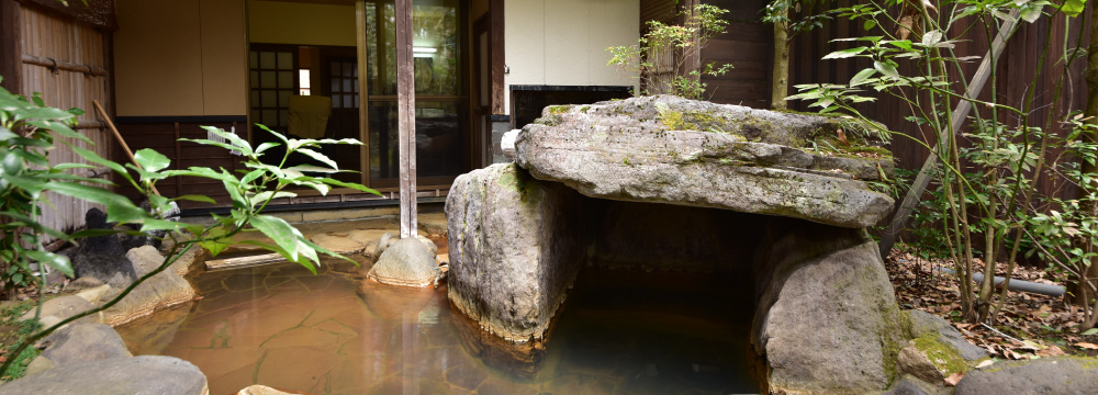 Open-air Bath in the maisonette Guest room “Asebi”