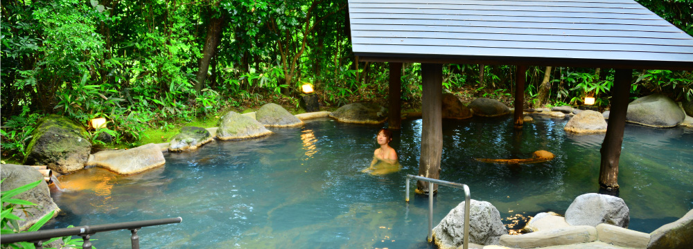 Large Public Baths for men and women “Mori-no-Yu”