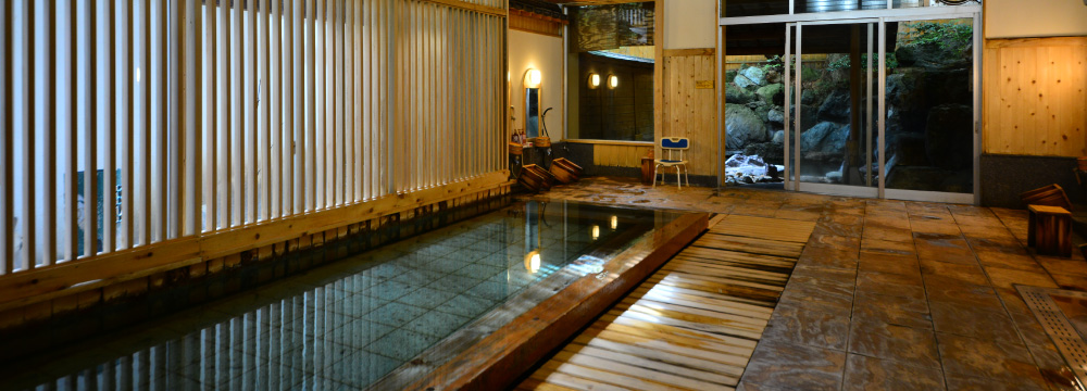 男女別大浴場の内湯